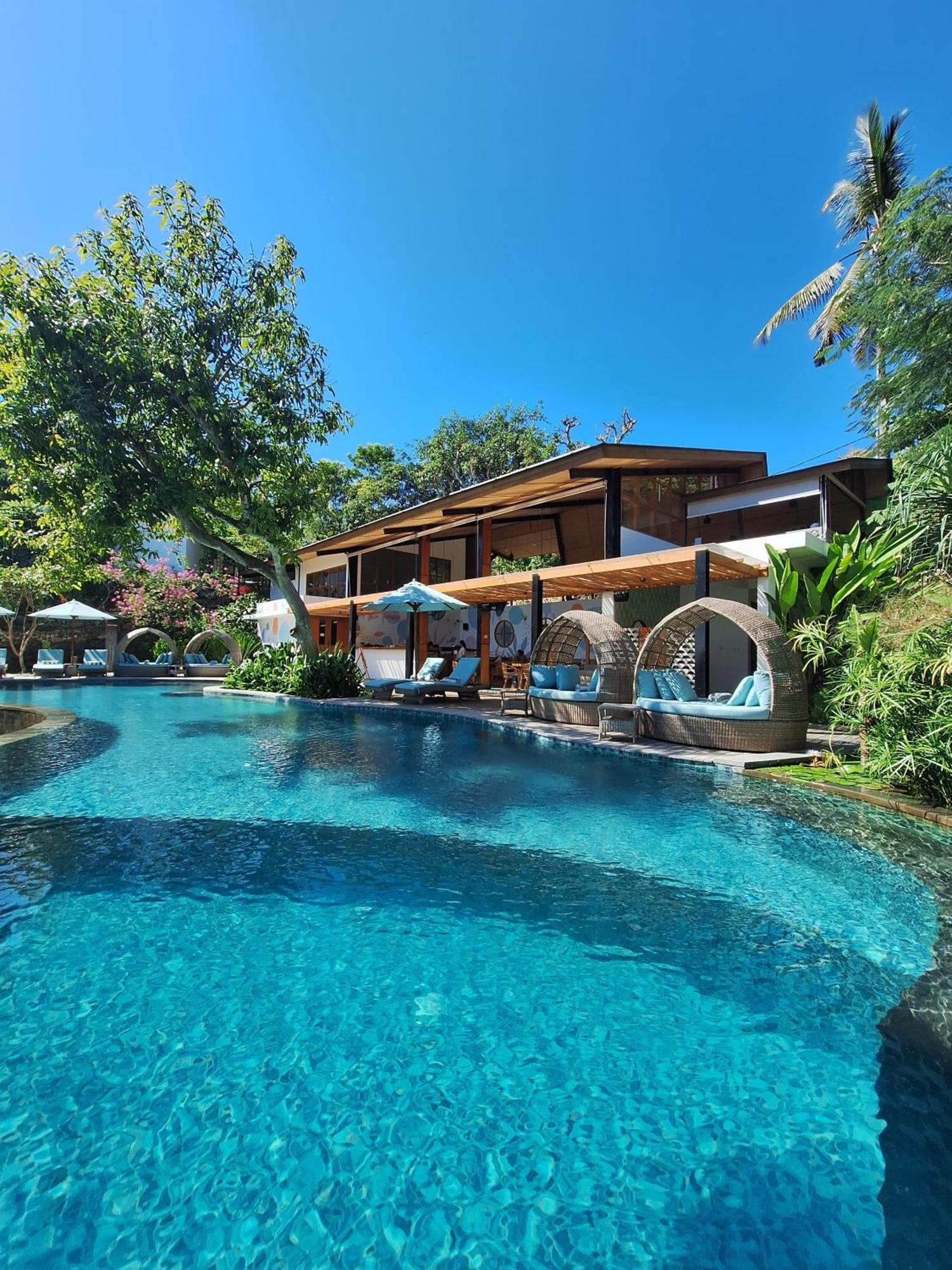Deep Roots Dive & Yoga Resort Ped Екстериор снимка