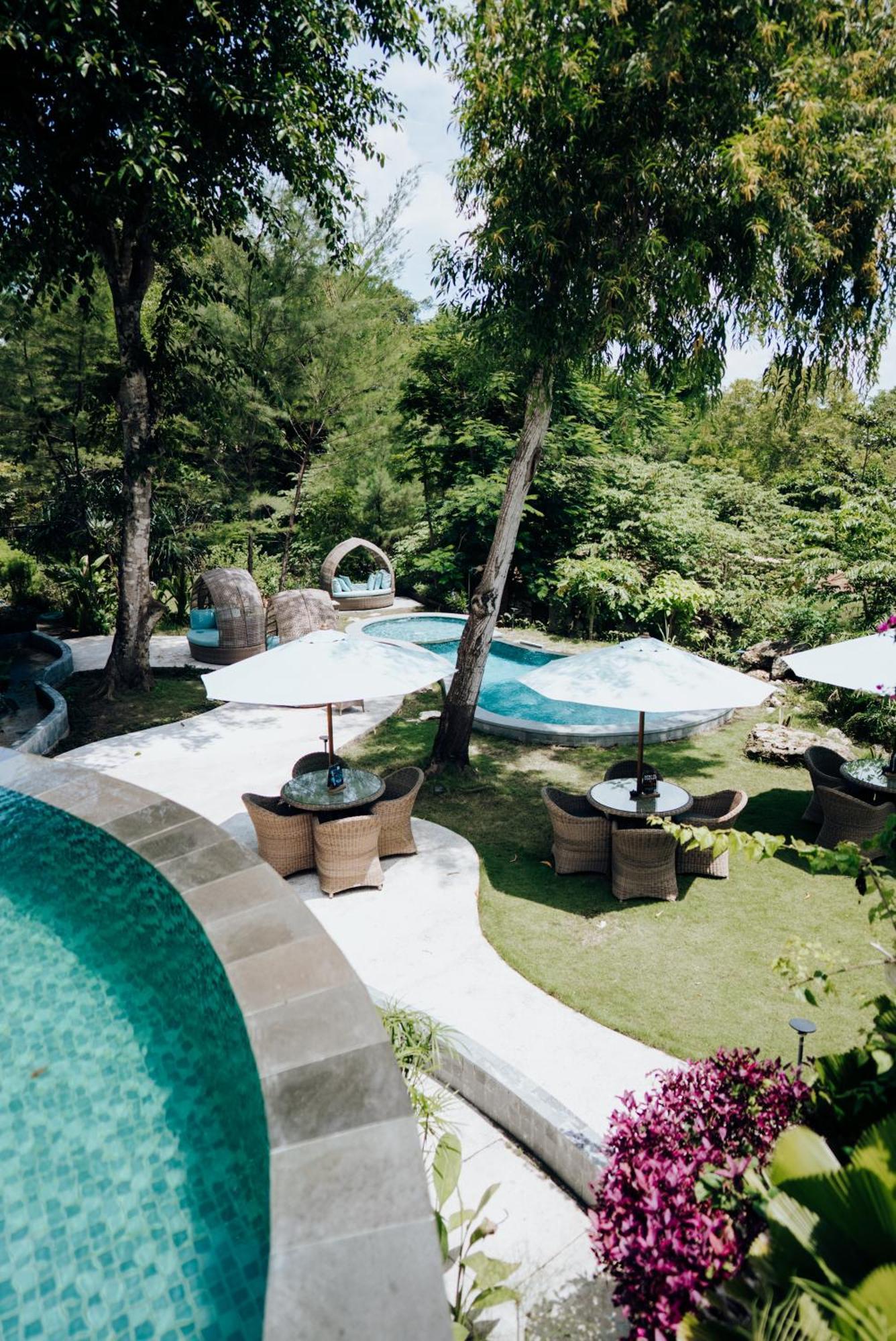 Deep Roots Dive & Yoga Resort Ped Екстериор снимка